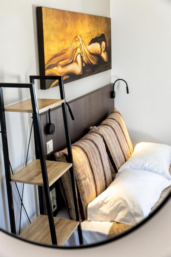 Room With Sea View Parikia  Ngoại thất bức ảnh